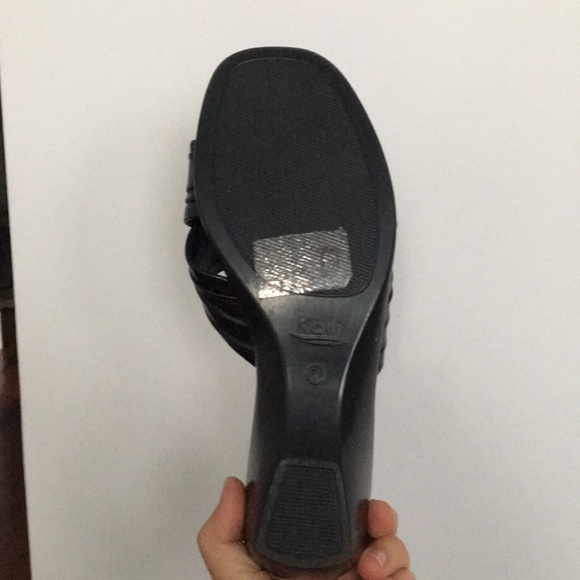 Black Wedge sandals - Picture 3 of 4